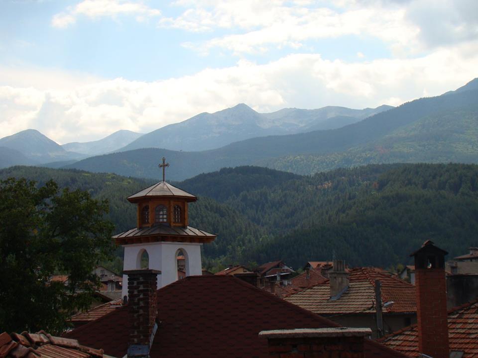 Yana Guest House Dobrinishte Exterior photo